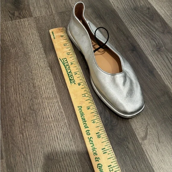 Coach Silver Ballet Flats Maryjane’s size 6 delicate romantic trendy wedding - Picture 2 of 15